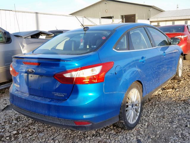 1FADP3J25EL124680 - 2014 FORD FOCUS TITA BLUE photo 4