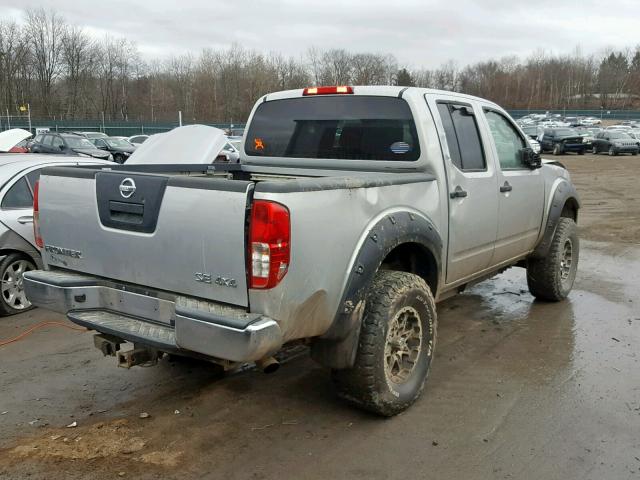 1N6AD07W89C421475 - 2009 NISSAN FRONTIER C SILVER photo 4