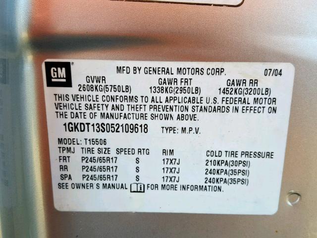 1GKDT13S052109618 - 2005 GMC ENVOY SILVER photo 10