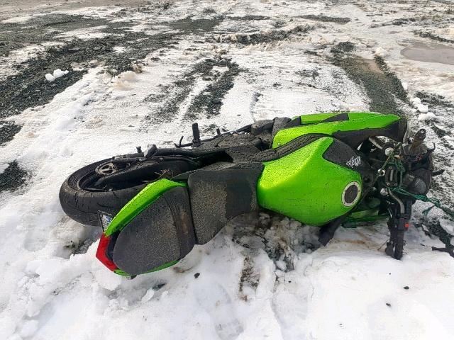 JKAEXEE16DDA09684 - 2013 KAWASAKI EX650 E GREEN photo 4