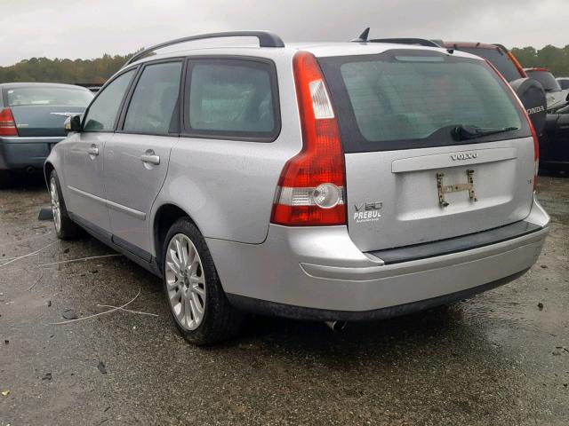 YV1MW682552043439 - 2005 VOLVO V50 T5 SILVER photo 3