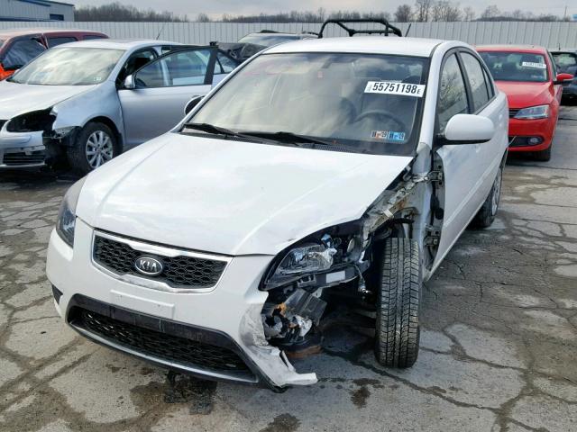 KNADH4A37A6600018 - 2010 KIA RIO LX WHITE photo 2