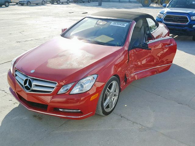 WDDKK5KF1DF189641 - 2013 MERCEDES-BENZ E 350 RED photo 2