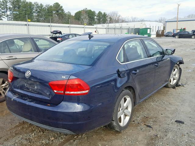 1VWBP7A38DC085807 - 2013 VOLKSWAGEN PASSAT SE BLUE photo 4