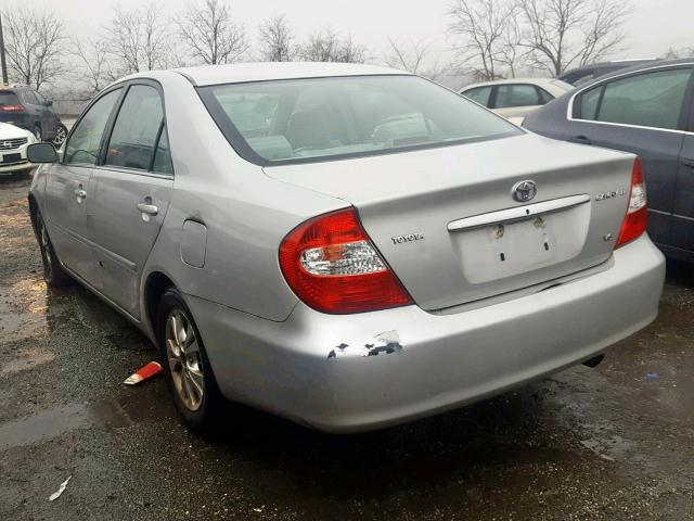 4T1BF30K04U063409 - 2004 TOYOTA CAMRY LE SILVER photo 3