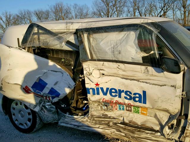 JTLZE4FE5FJ079028 - 2015 TOYOTA SCION XB Ақ фото 9