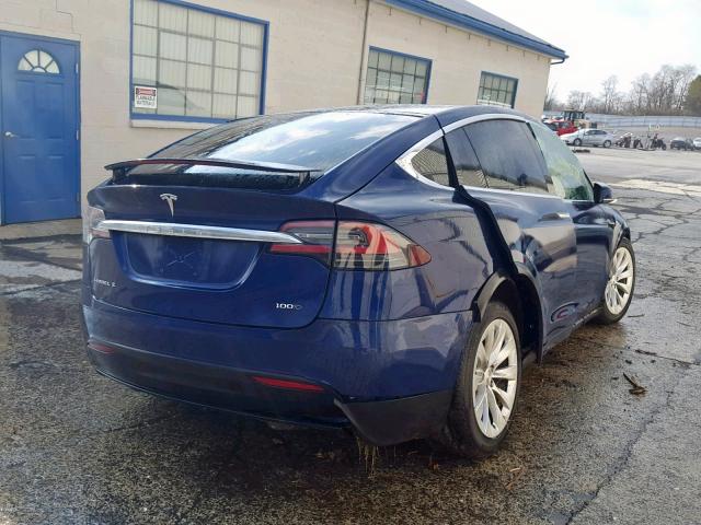 5YJXCDE2XJF122813 - 2018 TESLA MODEL X BLUE photo 4