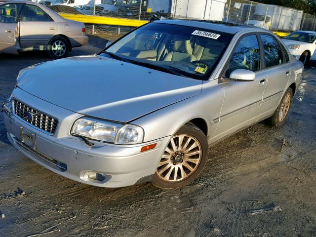 YV1TS592061435705 - 2006 VOLVO S80 2.5T SILVER photo 2