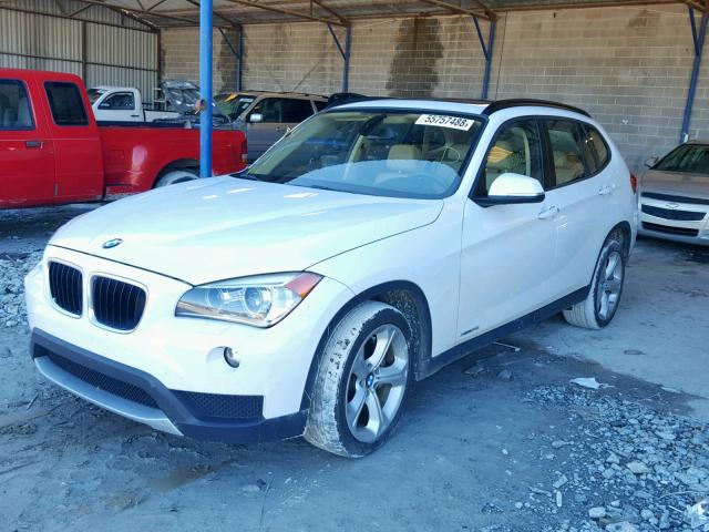 WBAVM5C57DVV89830 - 2013 BMW X1 XDRIVE3 WHITE photo 2