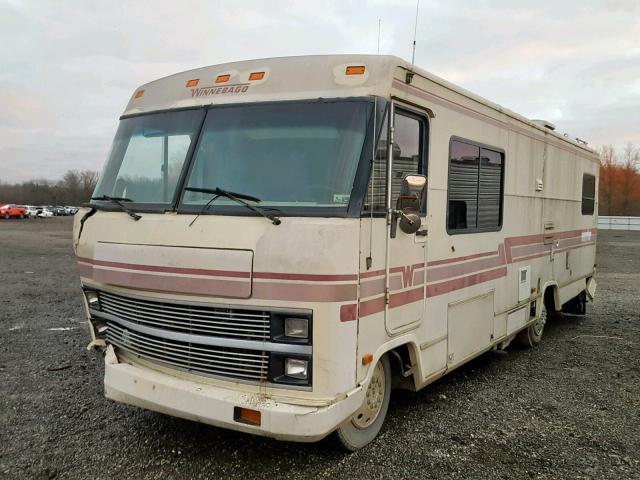 1GBKP37N8M3301499 - 1991 GMC MOTOR HOME CREAM photo 2