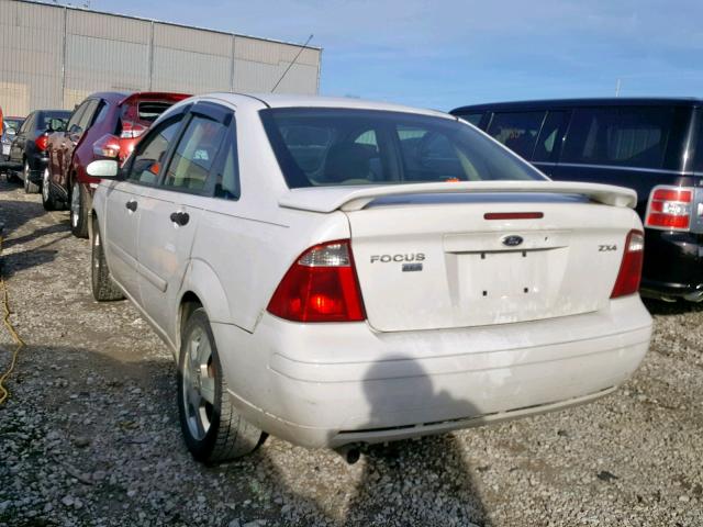 1FAFP34N56W190614 - 2006 FORD FOCUS ZX4 WHITE photo 3