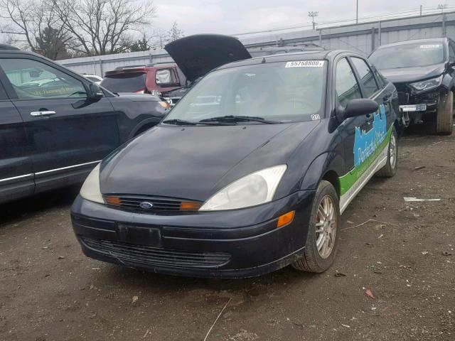 1FAFP3832YW250361 - 2000 FORD FOCUS ZTS BLACK photo 2