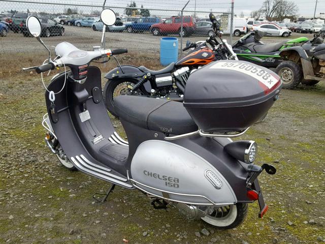 L5YTCKPA2G1138599 - 2017 CHEN SCOOTER SILVER photo 3