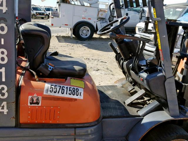 426FGCU2577749 - 1998 TOYOTA FORKLIFT ORANGE photo 5