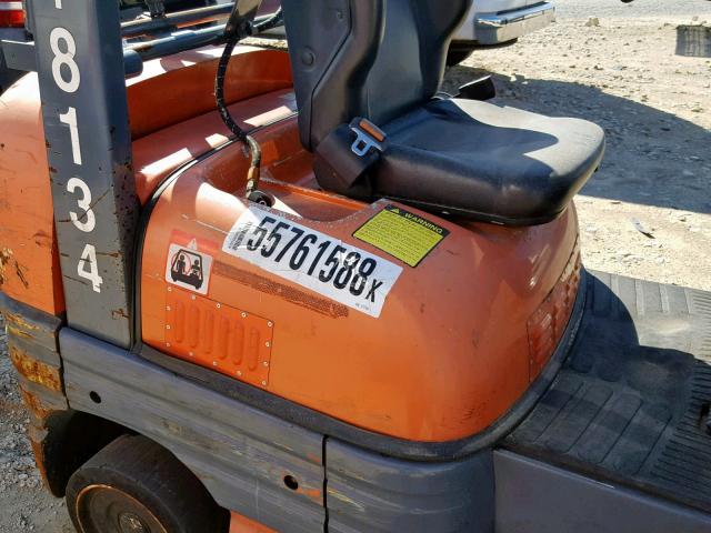 426FGCU2577749 - 1998 TOYOTA FORKLIFT ORANGE photo 7