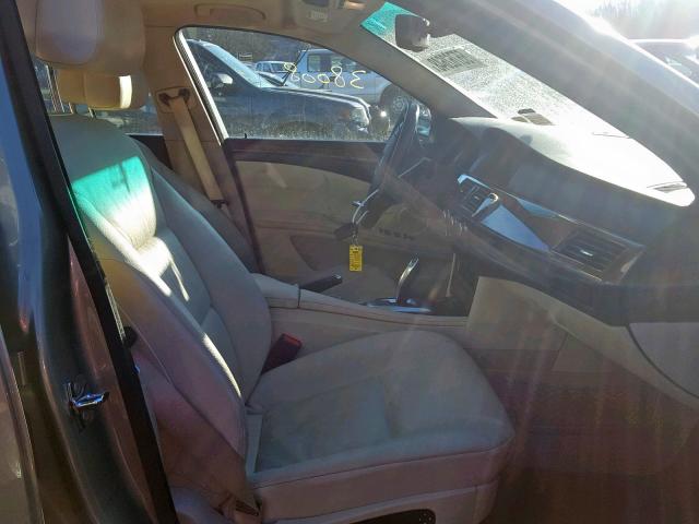 WBANV13529C153430 - 2009 BMW 528 XI TAN photo 5