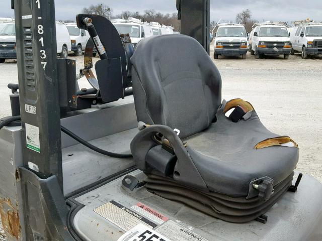 CP1F29P8137 - 2012 NISSAN FORKLIFT GRAY photo 6