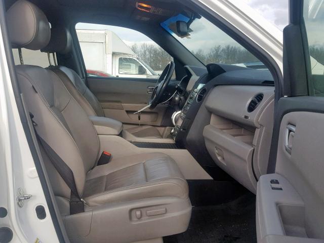 5FNYF4H78BB102306 - 2011 HONDA PILOT EXLN WHITE photo 5