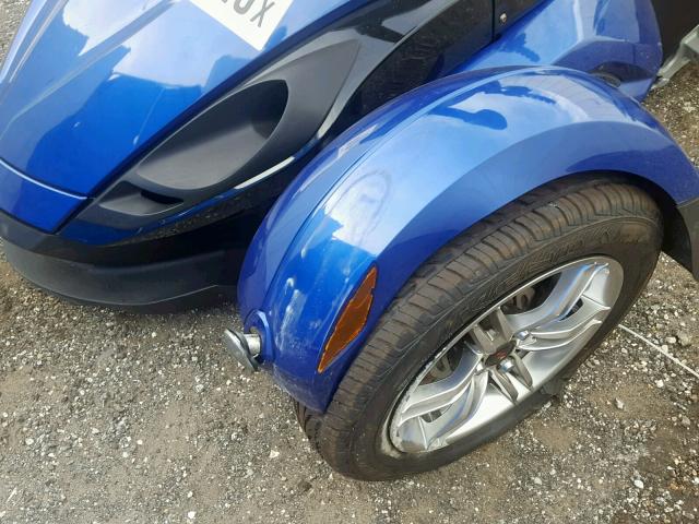 2BXJAMC14AV000451 - 2010 CAN-AM SPYDER ROA BLUE photo 10