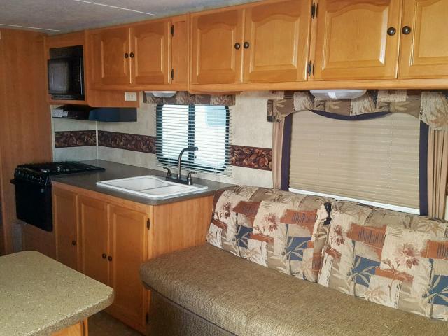 4YDT2802596410808 - 2009 KEYSTONE PASSPORT 白色 照片 8