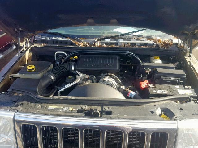 1J8HG58N96C169929 - 2006 JEEP COMMANDER GOLD photo 7