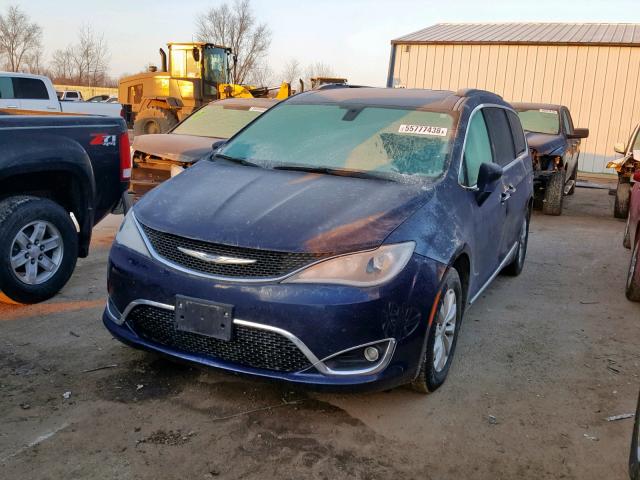 2C4RC1BG4HR539351 - 2017 CHRYSLER PACIFICA T BLUE photo 2