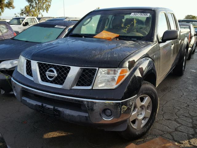 1N6AD09U87C466750 - 2007 NISSAN FRONTIER C BLACK photo 2