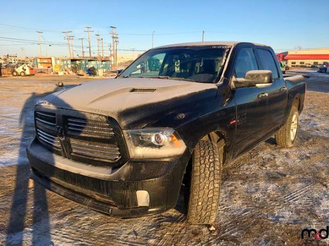 1C6RR7MT1GS387870 - 2016 RAM 1500 SPORT BLACK photo 2