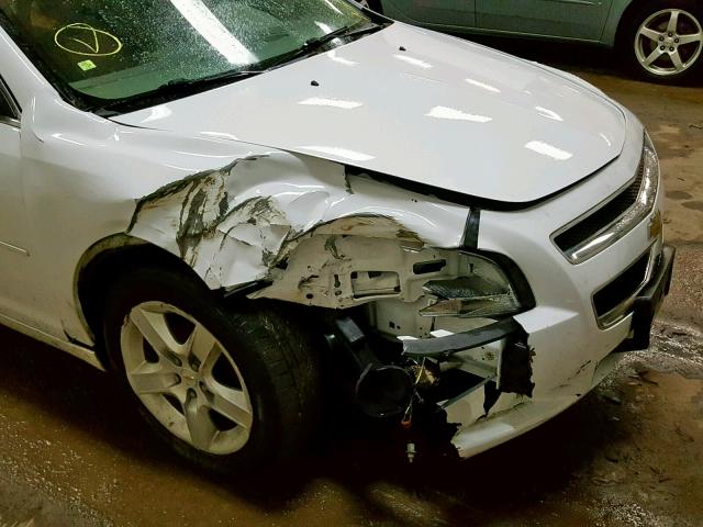 1G1ZA5EUXCF388975 - 2012 CHEVROLET MALIBU LS თეთრი ფოტო 9