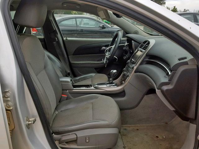 1G11D5RR9DF104473 - 2013 CHEVROLET MALIBU 1LT 银色 照片 5