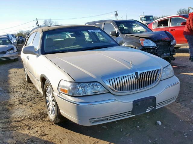 1LNHM83W73Y610307 - 2003 LINCOLN TOWN CAR C BEIGE photo 1