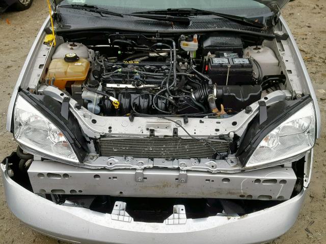 1FAFP34N96W144011 - 2006 FORD FOCUS ZX4 SILVER photo 7