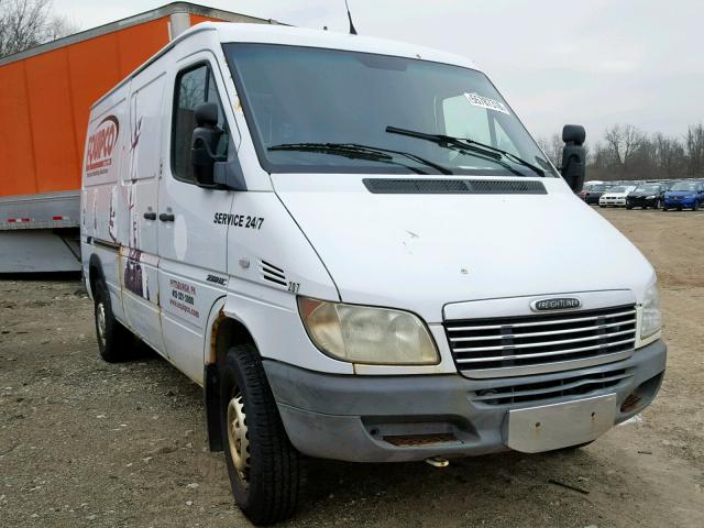 WDYPD644555812332 - 2005 FREIGHTLINER SPRINTER 2 WHITE photo 1