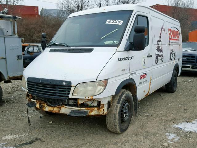 WDYPD644965894552 - 2006 FREIGHTLINER SPRINTER 2 WHITE photo 2