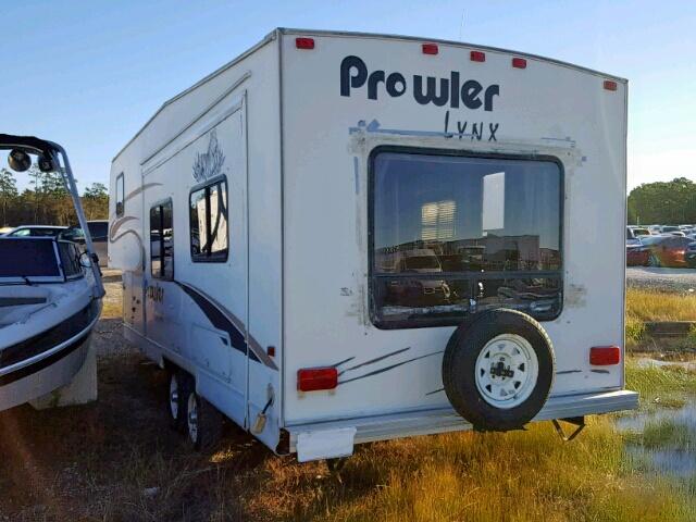 1EC2S272644002639 - 2004 FLEETWOOD PROWLER  WHITE photo 3