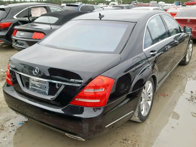 WDDNG9FB2AA302339 - 2010 MERCEDES-BENZ S 400 BLACK photo 4