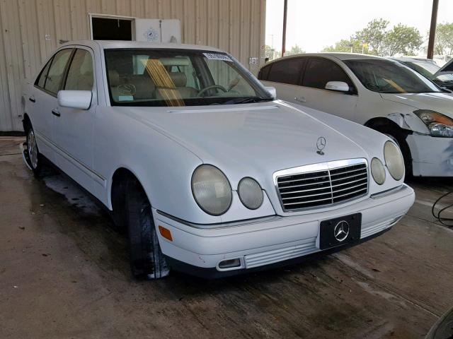 WDBJF65F3WA521136 - 1998 MERCEDES-BENZ E 320 WHITE photo 1