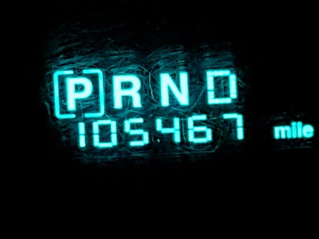 1J8HG48K86C122827 - 2006 JEEP COMMANDER BLACK photo 8