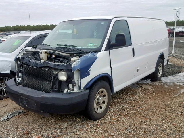 1GCSHAF43E1150770 - 2014 CHEVROLET EXPRESS G1 BLUE photo 2