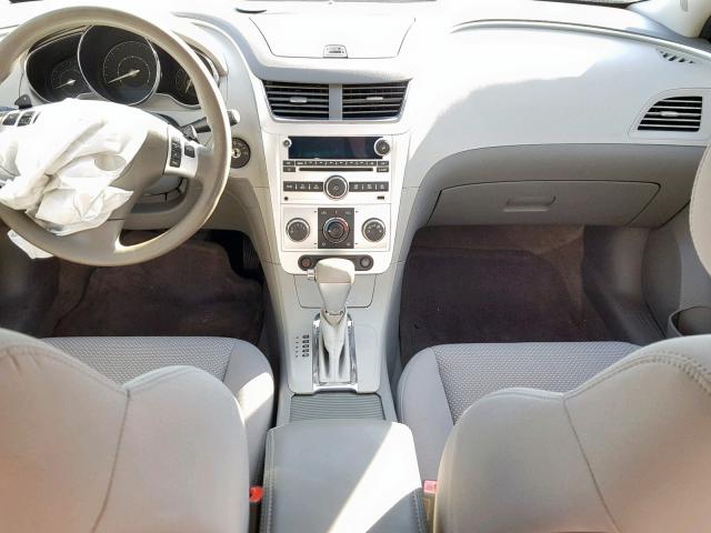 1G1ZC5EB9AF295225 - 2010 CHEVROLET MALIBU 1LT SILVER photo 9