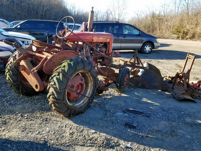 629 - 1960 FARM TRACTOR RED photo 4