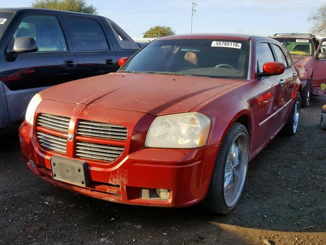 2D4FV47VX7H716837 - 2007 DODGE MAGNUM SXT RED photo 2