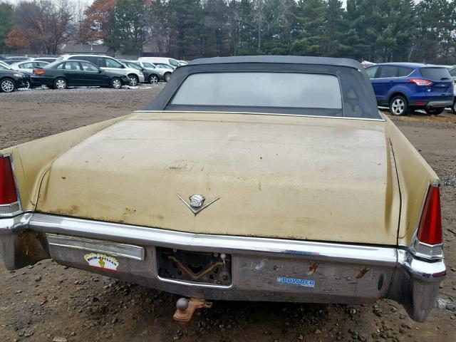 H14500754 - 1969 CADILLAC FLEETWOOD GOLD photo 9