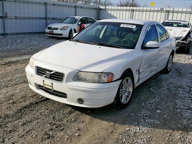 YV1RS592972617215 - 2007 VOLVO S60 2.5T WHITE photo 2