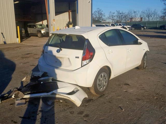 JTDKDTB32G1115547 - 2016 TOYOTA PRIUS C WHITE photo 4