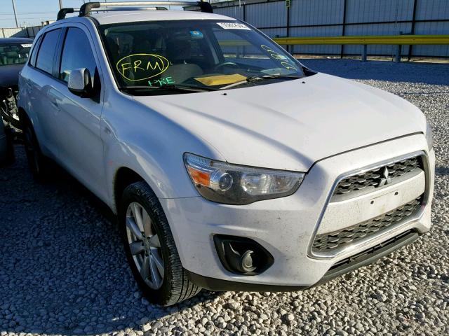 4A4AP3AU5DE009877 - 2013 MITSUBISHI OUTLANDER WHITE photo 1