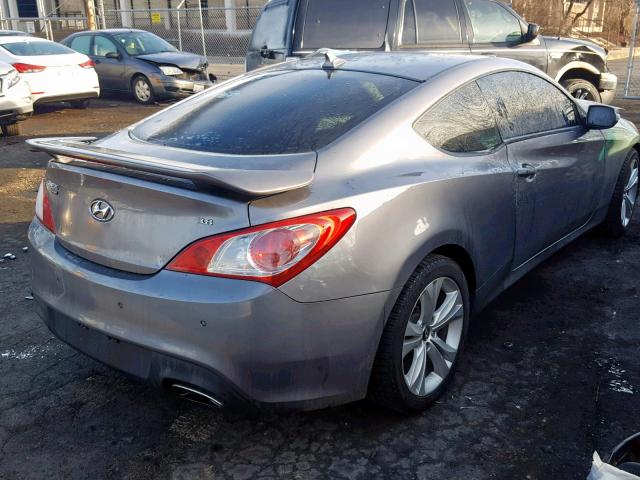 KMHHU6KH4AU007407 - 2010 HYUNDAI GENESIS CO GRAY photo 4