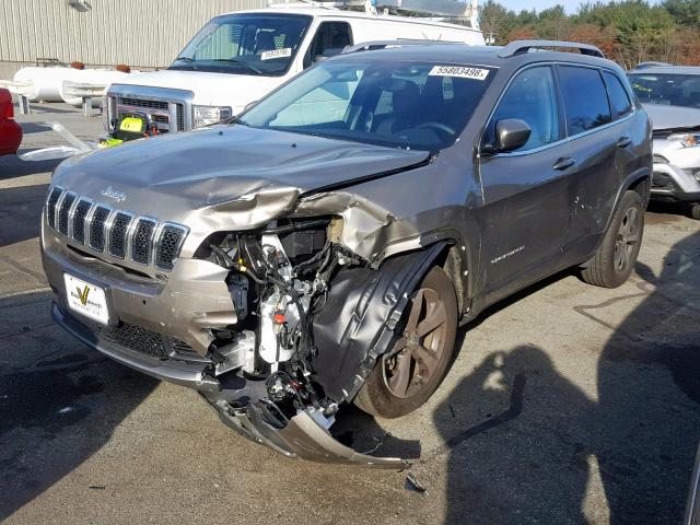 1C4PJMDX2KD107461 - 2019 JEEP CHEROKEE L GRAY photo 2