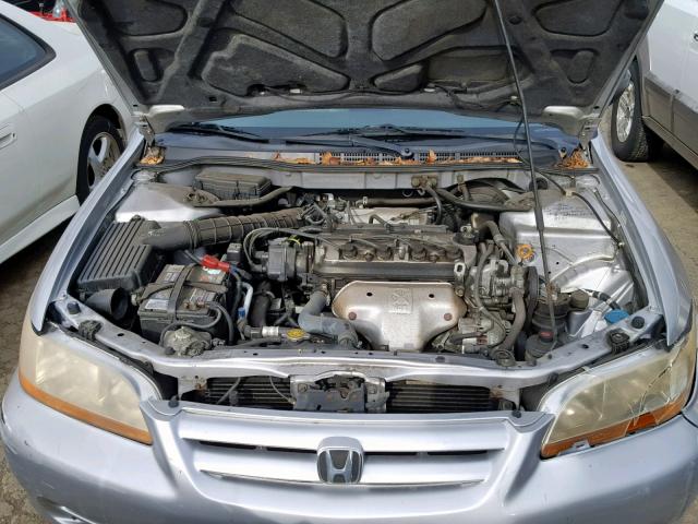 1HGCF86611A040378 - 2001 HONDA ACCORD VAL SILVER photo 7