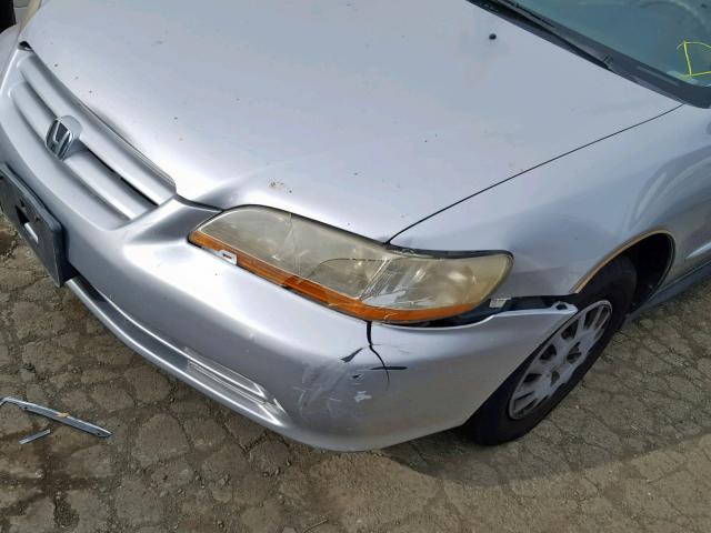 1HGCF86611A040378 - 2001 HONDA ACCORD VAL SILVER photo 9